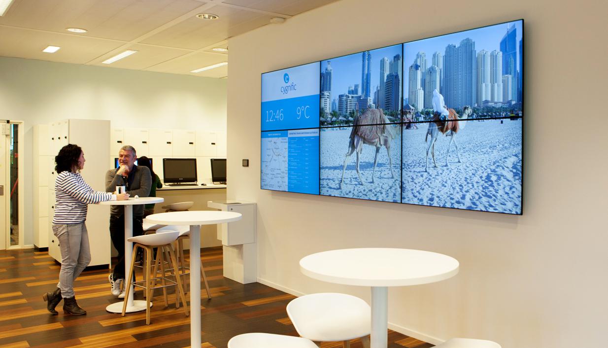 Verhoog interactie op de werkplek met digital signage: 6 tips